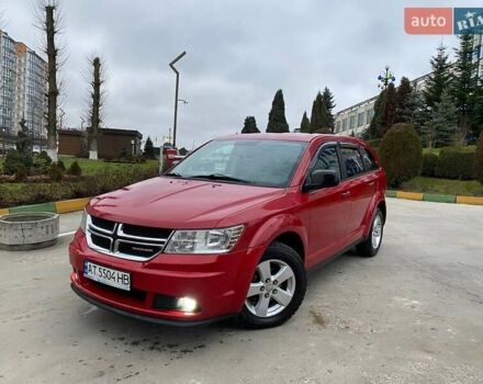 Красный Додж Джорни, объемом двигателя 2.36 л и пробегом 194 тыс. км за 7900 $, фото 1 на Automoto.ua
