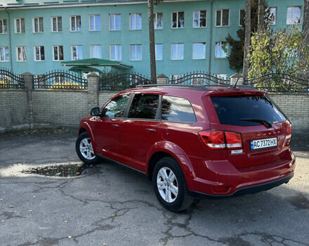Красный Додж Джорни, объемом двигателя 2.36 л и пробегом 305 тыс. км за 8800 $, фото 4 на Automoto.ua