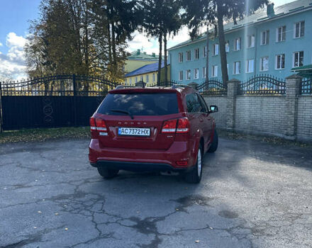 Красный Додж Джорни, объемом двигателя 2.36 л и пробегом 305 тыс. км за 8800 $, фото 5 на Automoto.ua