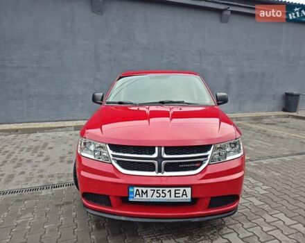Красный Додж Джорни, объемом двигателя 2.36 л и пробегом 163 тыс. км за 8600 $, фото 2 на Automoto.ua