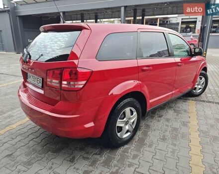 Красный Додж Джорни, объемом двигателя 2.36 л и пробегом 163 тыс. км за 8600 $, фото 4 на Automoto.ua