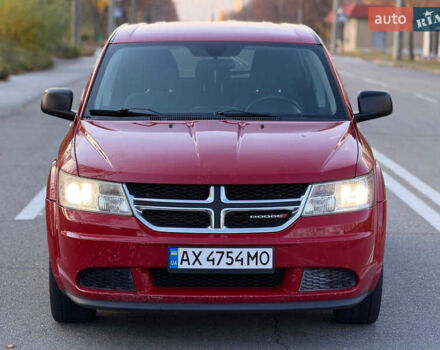 Красный Додж Джорни, объемом двигателя 2.4 л и пробегом 270 тыс. км за 7750 $, фото 6 на Automoto.ua