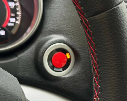 Красный Додж Джорни, объемом двигателя 2.4 л и пробегом 270 тыс. км за 7750 $, фото 11 на Automoto.ua