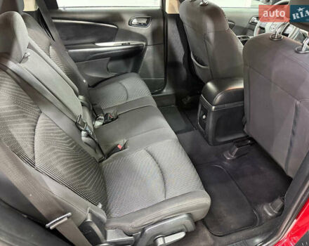 Красный Додж Джорни, объемом двигателя 2.4 л и пробегом 270 тыс. км за 7750 $, фото 18 на Automoto.ua