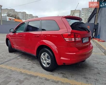 Красный Додж Джорни, объемом двигателя 2.36 л и пробегом 163 тыс. км за 8600 $, фото 5 на Automoto.ua