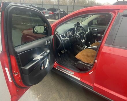 Красный Додж Джорни, объемом двигателя 2.4 л и пробегом 240 тыс. км за 10700 $, фото 6 на Automoto.ua