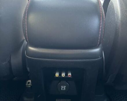 Красный Додж Джорни, объемом двигателя 3.6 л и пробегом 238 тыс. км за 11900 $, фото 8 на Automoto.ua