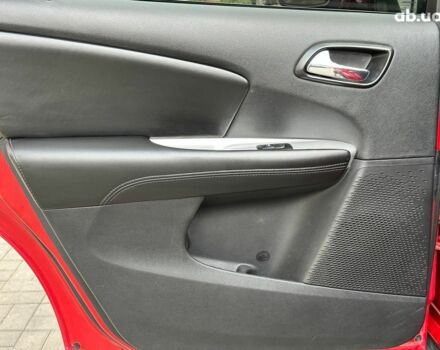 Красный Додж Джорни, объемом двигателя 2.4 л и пробегом 205 тыс. км за 10490 $, фото 14 на Automoto.ua