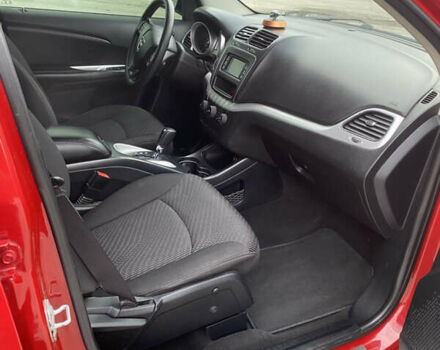 Червоний Додж Джорні, об'ємом двигуна 2.36 л та пробігом 190 тис. км за 9900 $, фото 7 на Automoto.ua