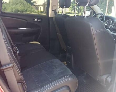 Красный Додж Джорни, объемом двигателя 3.6 л и пробегом 178 тыс. км за 14000 $, фото 6 на Automoto.ua