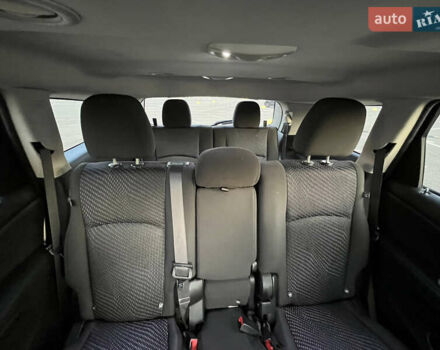 Красный Додж Джорни, объемом двигателя 2.36 л и пробегом 160 тыс. км за 9999 $, фото 14 на Automoto.ua