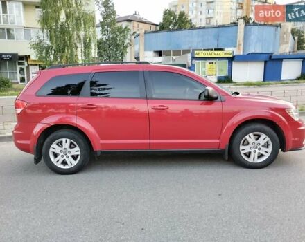 Красный Додж Джорни, объемом двигателя 2.36 л и пробегом 208 тыс. км за 9330 $, фото 5 на Automoto.ua