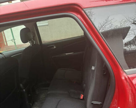 Красный Додж Джорни, объемом двигателя 2.36 л и пробегом 256 тыс. км за 10600 $, фото 7 на Automoto.ua