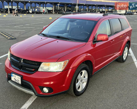 Красный Додж Джорни, объемом двигателя 2.36 л и пробегом 160 тыс. км за 9999 $, фото 1 на Automoto.ua