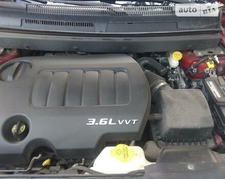 Красный Додж Джорни, объемом двигателя 3.6 л и пробегом 183 тыс. км за 13000 $, фото 9 на Automoto.ua