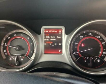 Красный Додж Джорни, объемом двигателя 3.6 л и пробегом 178 тыс. км за 14000 $, фото 8 на Automoto.ua