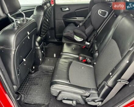 Червоний Додж Джорні, об'ємом двигуна 2.36 л та пробігом 220 тис. км за 12000 $, фото 12 на Automoto.ua