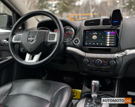 Красный Додж Джорни, объемом двигателя 3.6 л и пробегом 140 тыс. км за 14200 $, фото 11 на Automoto.ua