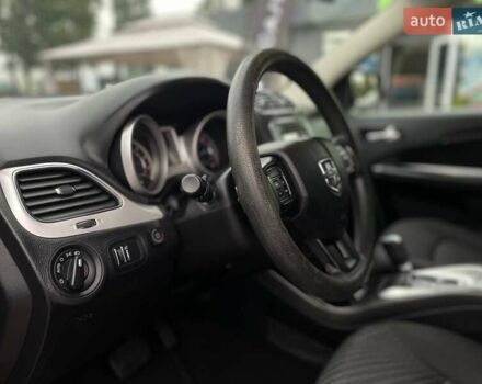 Червоний Додж Джорні, об'ємом двигуна 2.36 л та пробігом 207 тис. км за 11990 $, фото 19 на Automoto.ua