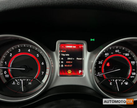 Красный Додж Джорни, объемом двигателя 3.6 л и пробегом 140 тыс. км за 14200 $, фото 14 на Automoto.ua