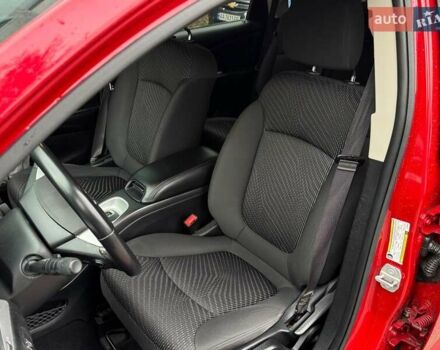 Красный Додж Джорни, объемом двигателя 2.4 л и пробегом 92 тыс. км за 12490 $, фото 21 на Automoto.ua