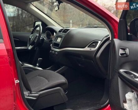 Красный Додж Джорни, объемом двигателя 2.4 л и пробегом 92 тыс. км за 12490 $, фото 41 на Automoto.ua