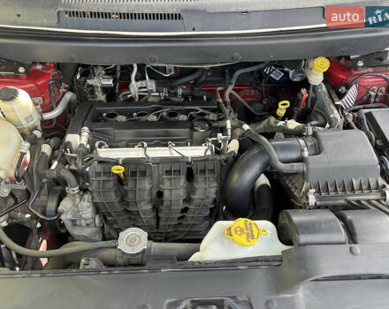 Красный Додж Джорни, объемом двигателя 2.36 л и пробегом 225 тыс. км за 10500 $, фото 7 на Automoto.ua