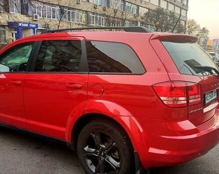 Красный Додж Джорни, объемом двигателя 2.4 л и пробегом 77 тыс. км за 13500 $, фото 1 на Automoto.ua