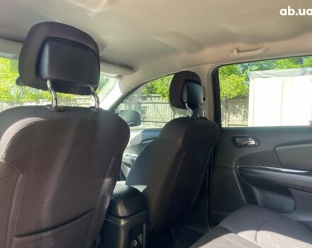 Додж Джорни 2017 в Киеве на Automoto.ua Красный Додж Джорни, объемом двигателя 2.4 л и пробегом 92 тыс. км за 13990 $, фото 12 на Automoto.ua