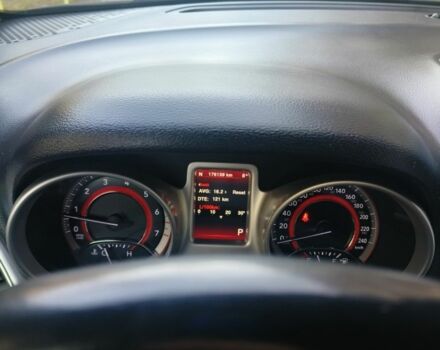 Красный Додж Джорни, объемом двигателя 3.6 л и пробегом 175 тыс. км за 14500 $, фото 8 на Automoto.ua