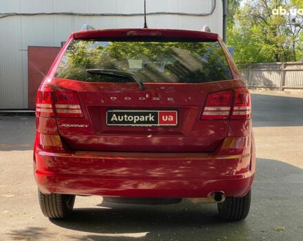 Додж Джорни 2017 в Киеве на Automoto.ua Красный Додж Джорни, объемом двигателя 2.4 л и пробегом 92 тыс. км за 13990 $, фото 7 на Automoto.ua