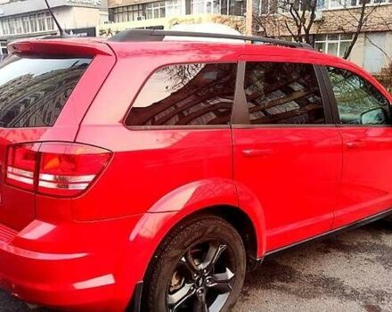 Красный Додж Джорни, объемом двигателя 2.4 л и пробегом 77 тыс. км за 13500 $, фото 2 на Automoto.ua