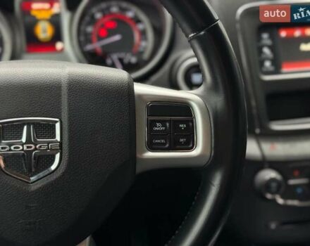 Красный Додж Джорни, объемом двигателя 2.4 л и пробегом 92 тыс. км за 12490 $, фото 27 на Automoto.ua