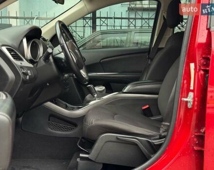 Красный Додж Джорни, объемом двигателя 2.4 л и пробегом 92 тыс. км за 12490 $, фото 20 на Automoto.ua