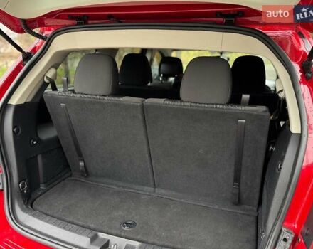 Красный Додж Джорни, объемом двигателя 2.4 л и пробегом 92 тыс. км за 12490 $, фото 39 на Automoto.ua