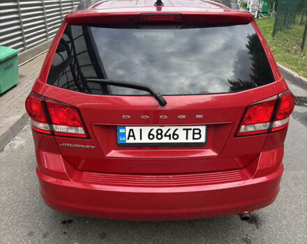 Красный Додж Джорни, объемом двигателя 2.36 л и пробегом 225 тыс. км за 10500 $, фото 1 на Automoto.ua