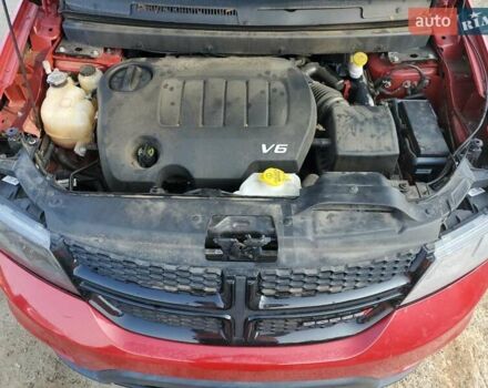 Красный Додж Джорни, объемом двигателя 0 л и пробегом 112 тыс. км за 2200 $, фото 11 на Automoto.ua