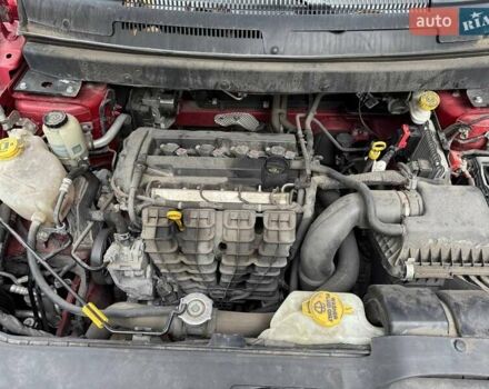 Красный Додж Джорни, объемом двигателя 2.36 л и пробегом 164 тыс. км за 10500 $, фото 31 на Automoto.ua