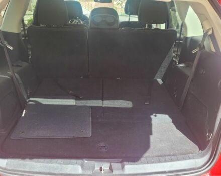 Красный Додж Джорни, объемом двигателя 2.4 л и пробегом 178 тыс. км за 11000 $, фото 5 на Automoto.ua