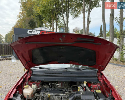 Красный Додж Джорни, объемом двигателя 2.36 л и пробегом 106 тыс. км за 11000 $, фото 27 на Automoto.ua