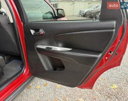 Красный Додж Джорни, объемом двигателя 2.36 л и пробегом 106 тыс. км за 11000 $, фото 50 на Automoto.ua