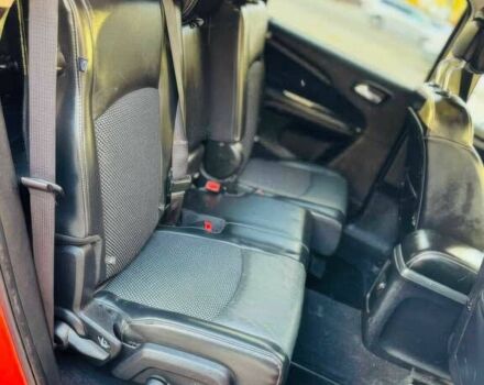 Красный Додж Джорни, объемом двигателя 3.6 л и пробегом 46 тыс. км за 2000 $, фото 9 на Automoto.ua