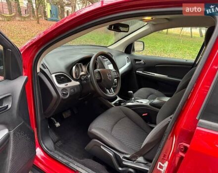 Красный Додж Джорни, объемом двигателя 2.36 л и пробегом 164 тыс. км за 10500 $, фото 27 на Automoto.ua