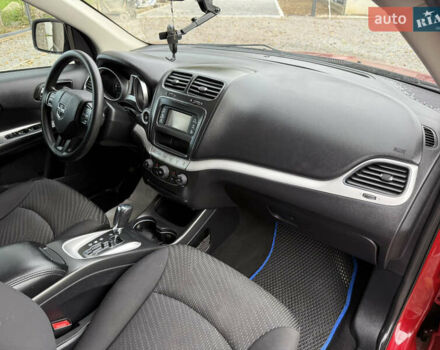 Красный Додж Джорни, объемом двигателя 2.36 л и пробегом 106 тыс. км за 11000 $, фото 55 на Automoto.ua