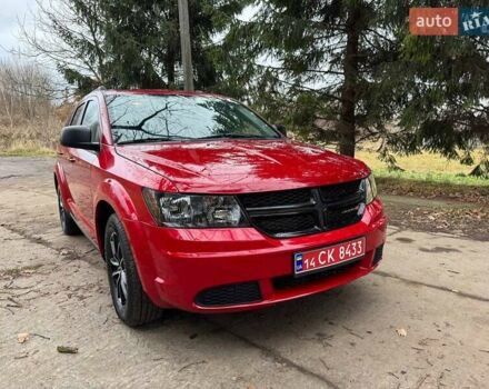 Красный Додж Джорни, объемом двигателя 2.36 л и пробегом 164 тыс. км за 10500 $, фото 3 на Automoto.ua