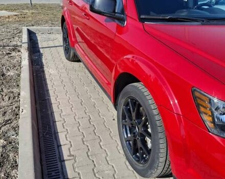Красный Додж Джорни, объемом двигателя 2.36 л и пробегом 143 тыс. км за 13900 $, фото 2 на Automoto.ua