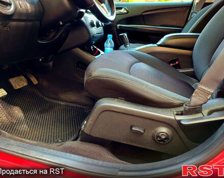 Червоний Додж Джорні, об'ємом двигуна 2.4 л та пробігом 101 тис. км за 12300 $, фото 5 на Automoto.ua