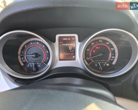 Красный Додж Джорни, объемом двигателя 3.61 л и пробегом 145 тыс. км за 11500 $, фото 15 на Automoto.ua