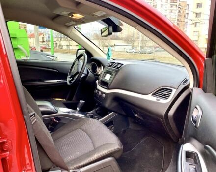 Красный Додж Джорни, объемом двигателя 2.4 л и пробегом 152 тыс. км за 12500 $, фото 9 на Automoto.ua