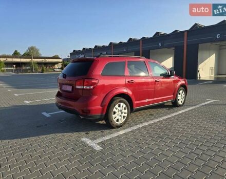 Красный Додж Джорни, объемом двигателя 3.61 л и пробегом 145 тыс. км за 11500 $, фото 5 на Automoto.ua